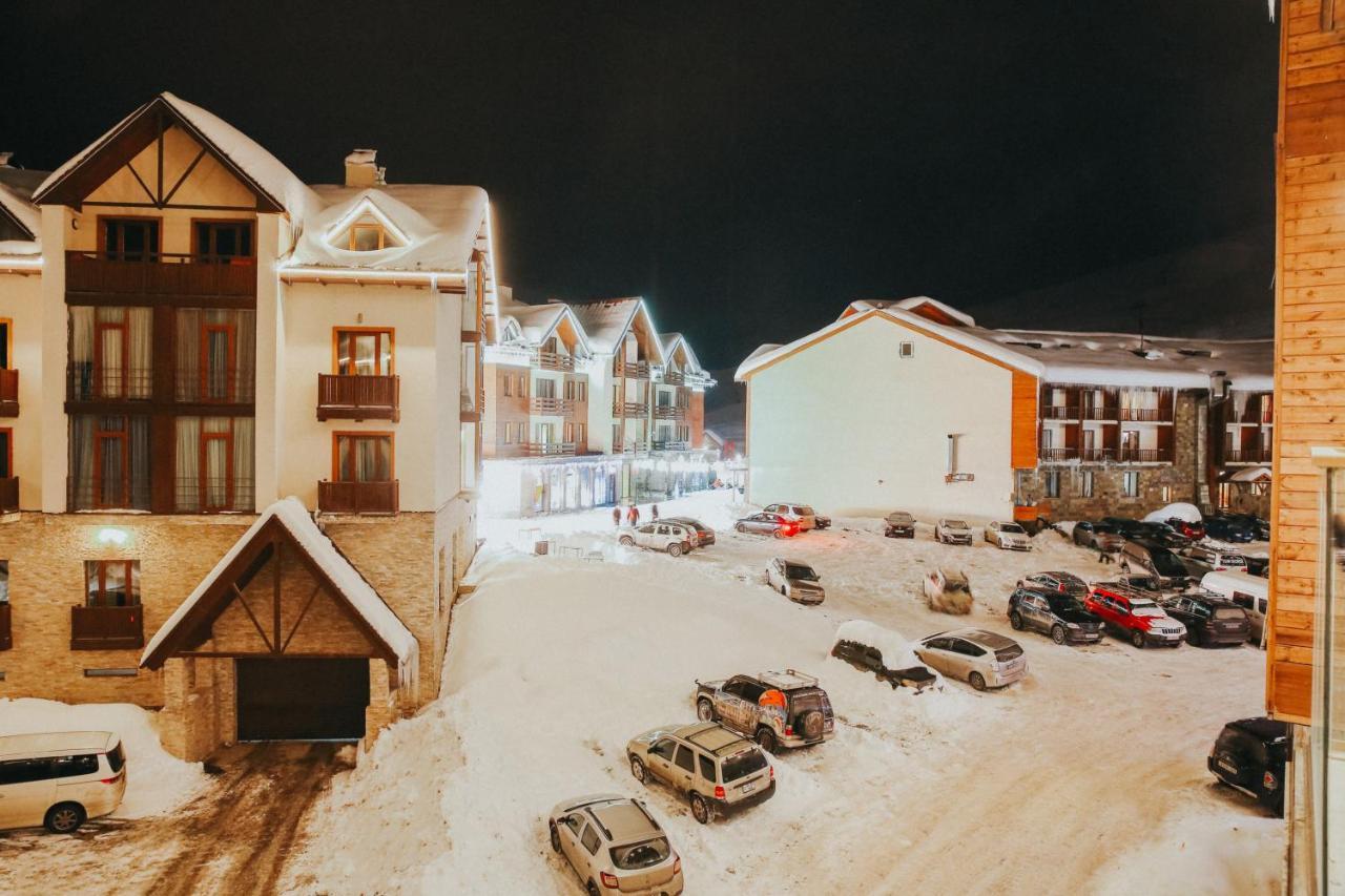 Tedy'S Apartments In New Gudauri Exterior photo