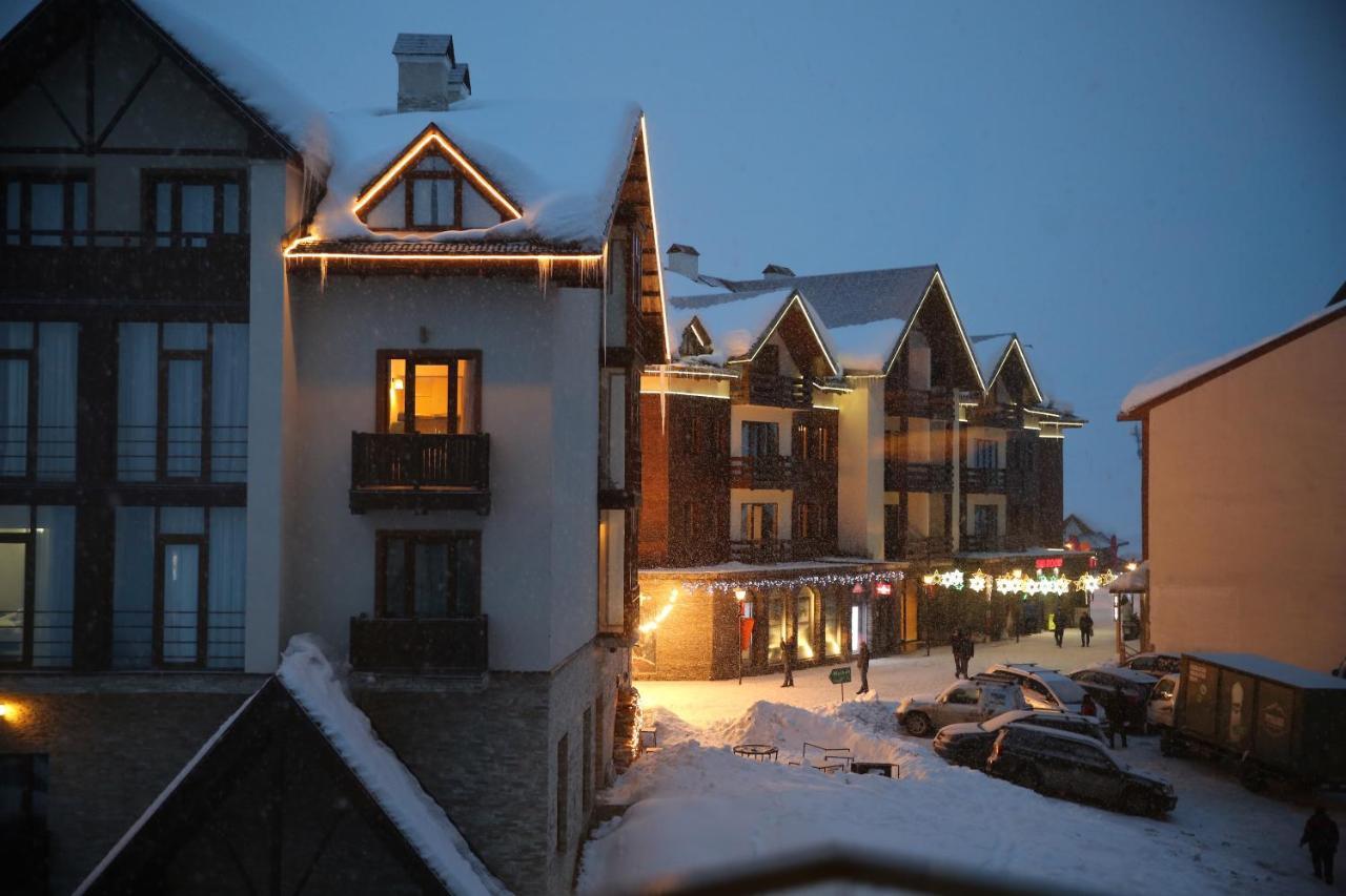 Tedy'S Apartments In New Gudauri Exterior photo